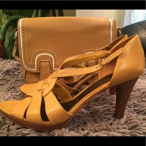 Bandlino apricot faux leather strap high heels.